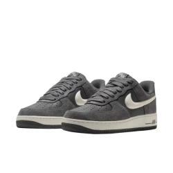 NIKE 2026年男子NIKE AIR FORCE 1 '07 LV8运动休闲鞋 IX7786-001