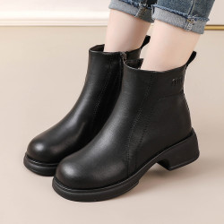 羊毛保暖短靴女中跟厚底冬季舒适真皮妈妈加绒加厚马丁靴大码棉靴