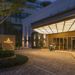 上海素凯泰酒店特级大床房1晚