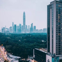 金茂深圳JW万豪酒店豪华大床房1晚