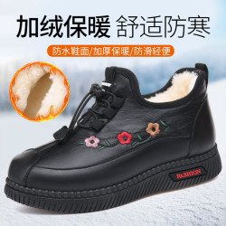 冬季加绒加厚舒适保暖妈妈鞋中老年防水防滑平底雪地靴