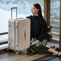 卡拉羊 云朵箱鎏金板材凌波箱行李箱托运旅行登机20寸拉杆箱防刮新