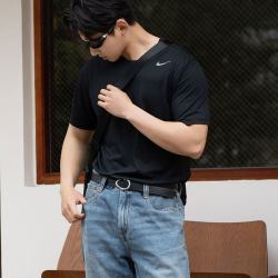 NIKE 半袖圆领短袖T恤