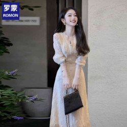 罗蒙 法式气质名媛v领长袖连衣裙2026春秋高端精致蕾丝绝美收腰a字长裙 图片色 裙长1
