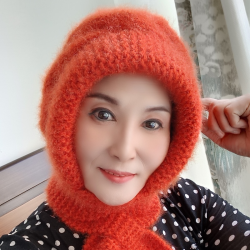 松鼠绒亮丝线双股风雪帽帽子围巾一体加厚保暖护颈