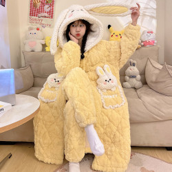 睡袍女秋冬季三层夹棉睡衣珊瑚绒加厚加绒可爱法兰绒2023新款套装