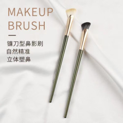 沧州鼻影刷化妆刷镰刀形斜头小扇形阴影鼻梁修饰化妆刷软毛初学者