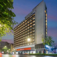 CityNote希诺酒店(杭州西湖湖滨银泰店) 乐活双床房（零压床垫+智能客控+智能洁具） 2 晚(可拆分) + 早餐 2 份/天 + 双人夜宵（面条、米粉、混沌） 1 份/天 + 24小时外带咖啡 1 份/天 + 双人欢乐时刻鸡尾酒 1 份/天