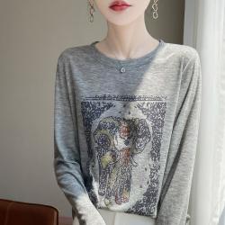 猫人 日常百搭大象印花打底衫圆领休闲显瘦大码女装长袖上衣罩衫女薄款