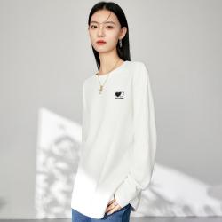 马克华菲 女装简约圆领宽松版型棉柔舒适打底衫百搭T恤女