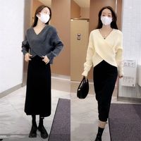 v领毛衣半身裙套装女2025秋冬新款韩版交叉宽松设计针织衫两件套
