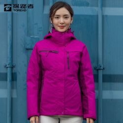 探路者 女款冲锋衣