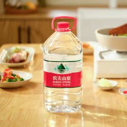 农夫山泉 饮用天然水 4L