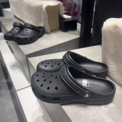 crocs 男女鞋经典洞洞鞋户外休闲时尚沙滩凉拖鞋10001-001