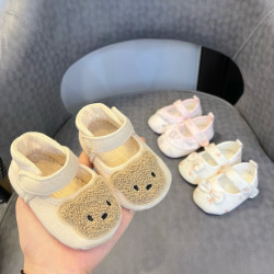 春秋婴儿宝宝公主鞋01岁软底学步卡通新生儿百天周岁布鞋不掉鞋