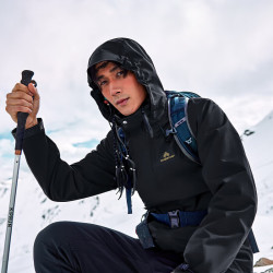 拓路者 硬壳单冲男户外旅行登山服防风防水外套春季夹克 墨脱黑 M