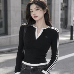 阿迪达斯 三叶草 三叶草女装上衣辣妹风黑白撞色V领修身显瘦运动长袖T恤打底衫