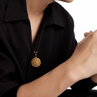 88VIP：周大福 经典传承系列八宝罗盘足金古法黄金吊坠配绳EOF2206送礼