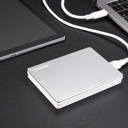 东芝 2TB移动硬盘 USB-C/USB3.0接口 6cm便携式外置硬盘 PC/Mac/平板通用 银色 跨设备兼容