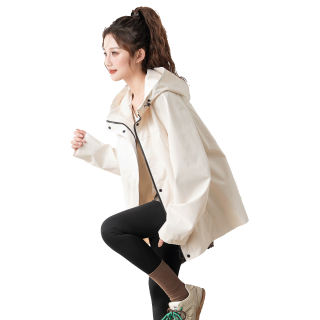 雪中飞 女士连帽开衫短外套