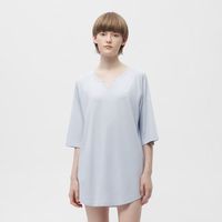 百亿补贴：蕉内棉棉300Sleep女士高柔棉莫净色宽松V领短袖T恤短款睡裙