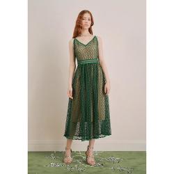 奥丽嘉朵 夏季绳结镂空绣花V领连衣裙