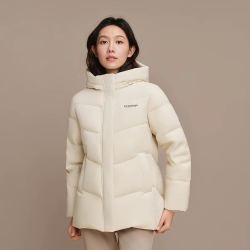 波司登 女士短款连帽羽绒服
