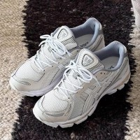 亚瑟士 男鞋GEL-KAYANO 12.1复古运动休闲跑步鞋1203A759-108
