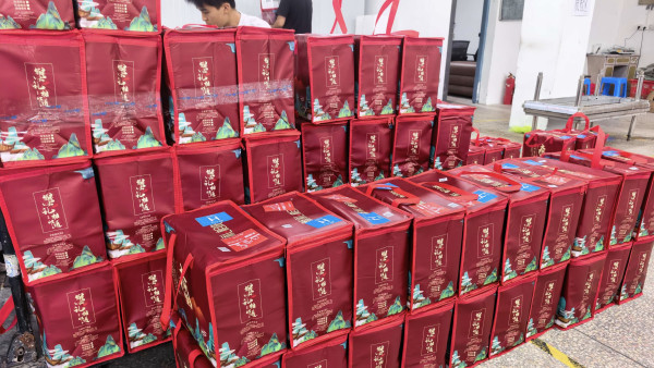 阳澄格调 精品大闸蟹 全母2.8-3.1两 8只