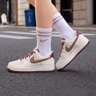 耐克 滔搏丨NIKE耐克男子AIR FORCE 1低帮百搭运动休闲鞋IZ6173-222