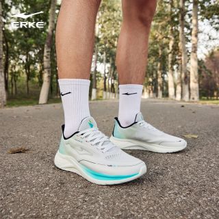 百亿补贴：鸿星尔克 惊蛰2跑步鞋春季新款软底缓震慢跑鞋 耐磨防滑男鞋运动鞋