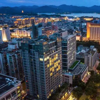 含三餐！周末不加价～杭州西湖湖滨玺程国际酒店(解放路店) 3天2晚套餐(可拆分使用)