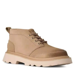 UGG 男款 Chukka Lug 厚底麂皮短靴 三色可选