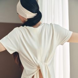 阿迪达斯 SOFT LUX轻柔雅凉感透湿排汗休闲短袖T恤女装