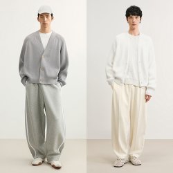 速写 男装早春新款针织开衫V领毛衫宽松上衣短外套简约休闲松弛感
