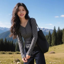 班尼路 V领条纹长袖打底衫女2026秋新款修身显瘦柔软亲肤内搭上衣Q