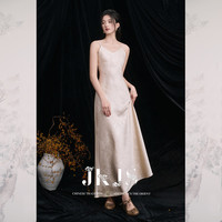 JK&JS 缎面压花工艺新中式吊带裙气质连衣裙高级感长款裙子 珍珠白  L