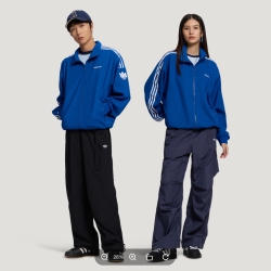 阿迪达斯 夹克外套/棉服
