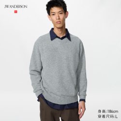 柔软绵羊毛V领针织衫/长袖优衣库男装女装合作款毛衣毛衫486086