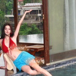 OMOM 2026新款复古撞色bikini性感热辣海边沙滩度假泳衣分体三件套