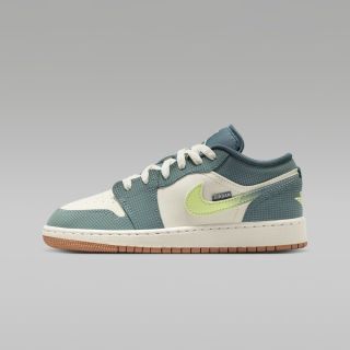 耐克 女鞋AIR JORDAN 1白绿色AJ1大童鞋低帮运动鞋IB7112-001