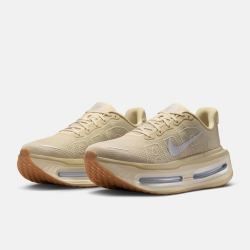 耐克 男子NIKE VOMERO PREMIUM ESS运动训练跑步鞋IM8334-200