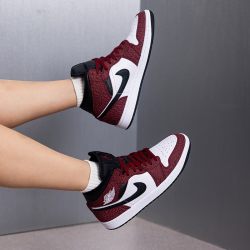 耐克 滔搏丨NIKE耐克男子AIR JORDAN 1板鞋运动训练篮球鞋IQ5493-600