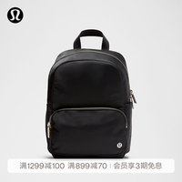 lululemon 丨Everywhere 小款背包 *金属件 拒水 LU9CZPS 黑/石墨灰/金 O/S