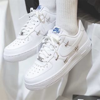 耐克 尖货丨NIKE耐克女子AIR FORCE 1低帮百搭运动休闲鞋CT1990-100