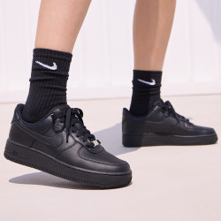 耐克 胜道运动   Air Force 1 '07 AF1女子空军一号运动休闲鞋 DD8959-001 36