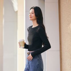 森马 打底衫女 镂空修身显瘦内搭短款