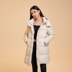美力城 白鹅绒服保暖泡芙轻量秋冬季新品羽绒服中长款连帽上衣外套