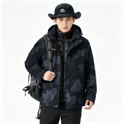 超斯特 印花三合一冲锋上衣男款防风防泼可拆羽绒内胆户外服93915