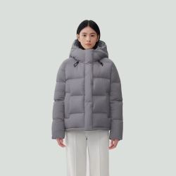 保姆鹅 女士羽绒服连帽短款时尚柔软蓄热保暖通勤日常休闲冬装